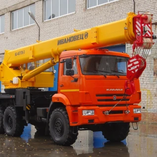Автокран Ивановец Камаз 43118 вездеход (6х6)