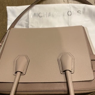 Сумка Michael Kors в аренду 