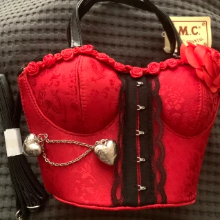 Необычная сумка