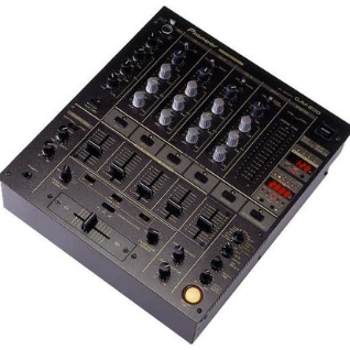 Микшерный пульт Pioneer DJM 600