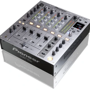 Микшерный пульт Pioneer DJM 700