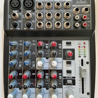 Микшерный пульт XENYX 1002 BEHRINGER