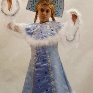 СНЕГУРОЧКА ЦАРЕВНА