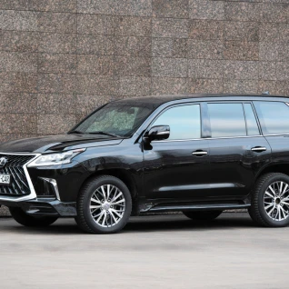 Lexus LX 450d