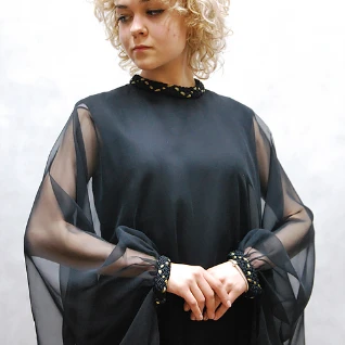 ПЛАТЬЕ ЛЕТУЧАЯ МЫШЬ