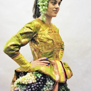  	  КОСТЮМ ВИНОГРАДНАЯ КОРОЛЕВА 