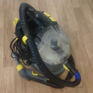 Моющий пылесос экстрактор Karcher Puzzi 8/1