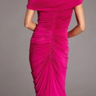 Платье Tadashi Shoji Rose Draped Neck Dress