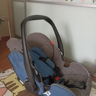 Автолюлька Recaro