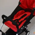 Возьмите Коляска YOYA 175 Красная в Ручную кладь напрокат (Фото 4) в Санкт-Петербурге