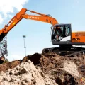 Возьмите Аренда экскаватора HITACHI ZX180 напрокат (Фото 2) в Москве