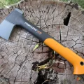 Возьмите Топор Fiskars X7 напрокат (Фото 3) в Москве