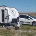 Возьмите Жилой 4-местный кемпер прицеп Тур-комфорт напрокат (Фото 2) в Москве
