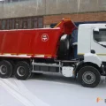 Возьмите Автосамосвал RENAULT KERAX 440 6X4 XHD напрокат (Фото 3) В Рязани