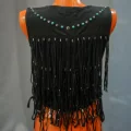 Возьмите Черный жилет с бахромой напрокат (Фото 3) в Москве