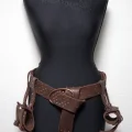 Возьмите Коричневый широкий пояс с подвесом для меча напрокат (Фото 2) в Москве