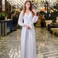 Возьмите Комбинезон Эстель в белом цвете напрокат (Фото 1) common.inCity.tula