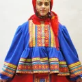 Возьмите "РУССКИЙ НАРОДНЫЙ КОСТЮМ ДЛЯ УЛИЦЫ (флис) ""ЗАБАВА"" " напрокат (Фото 5) в Москве