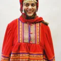 Возьмите "РУССКИЙ НАРОДНЫЙ КОСТЮМ ДЛЯ УЛИЦЫ (флис) ""ЗАБАВА"" " напрокат (Фото 8) в Москве