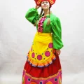 Возьмите "РУССКИЙ НАРОДНЫЙ КОСТЮМ ""Дымковская игрушка"" (флис) №5" напрокат (Фото 2) в Москве