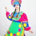Возьмите "РУССКИЙ НАРОДНЫЙ КОСТЮМ ""Дымковская игрушка"" (флис) №6" напрокат (Фото 3) в Москве