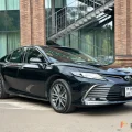 Возьмите Аренда на сутки Toyota Camry G70 напрокат (Фото 1) в Москве