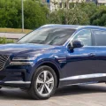Возьмите Genesis GV80 напрокат (Фото 1) в Москве