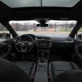 Возьмите Volkswagen Tiguan R-line напрокат (Фото 2) в Москве