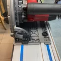 Возьмите Погружная пила Зубр 1200 Вт, ПП-55 с направляющей шиной  напрокат (Фото 4) в Москве