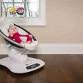 Возьмите Качели-шезлонг для новорожденных 4 moms 4.0  напрокат (Фото 1) в Москве