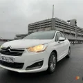 Возьмите Автомобиль Citroen C4 напрокат (Фото 1) в Санкт-Петербурге