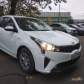 Возьмите автомобиль Kia Rio 2020 напрокат (Фото 1) в Санкт-Петербурге