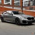 Возьмите Автомобиль BMW 520D Touring xDrive напрокат (Фото 1) в Санкт-Петербурге