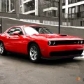 Возьмите Автомобиль Dodge Challenger напрокат (Фото 1) в Санкт-Петербурге