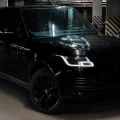 Возьмите Автомобиль Range Rover напрокат (Фото 1) в Санкт-Петербурге