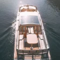 Возьмите Прогулочная Яхта катер Венеция напрокат (Фото 3) в Санкт-Петербурге