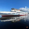Возьмите Двухпалубный теплоход Мираж  напрокат (Фото 2) в Санкт-Петербурге