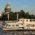 Возьмите Двухпалубный теплоход Москва 64  напрокат (Фото 2) в Санкт-Петербурге