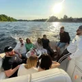 Возьмите  Катер прогулочный Дыхание ветра / Bayliner 305  напрокат (Фото 11) в Санкт-Петербурге