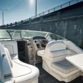 Возьмите Катер Sea Ray 270 прогулочный с капитаном  напрокат (Фото 3) в Санкт-Петербурге
