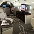 Возьмите Embraer Lineage 1000 напрокат (Фото 2) в Москве
