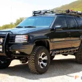 Возьмите Джип Тур на Jeep Grand Cherokee напрокат (Фото 1) в Москве