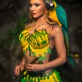 Возьмите Костюм яркого тропического эльфа с натуральными перьями напрокат (Фото 10) в Москве