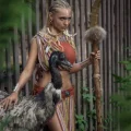 Возьмите Костюм шаманки аборигена дикарки амазонки австралийский напрокат (Фото 3) в Москве