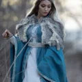 Возьмите Костюм царицы северной королевы эльфийки северянки викинги напрокат (Фото 12) в Москве