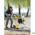 Возьмите Бензиновый резчик швов Wacker Neuson BFS 1350 A напрокат (Фото 3) в Москве