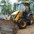 Возьмите МосТрансАренда аренда спецтехники напрокат (Фото 1) в Москве