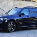 Возьмите  BMW X7 30d M Sport PRO напрокат (Фото 1) в Москве