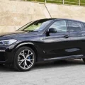 Возьмите BMW X6 30d xDrive  2020 напрокат (Фото 1) в Москве