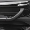 Возьмите BMW X1 20d xDrive напрокат (Фото 7) в Москве
